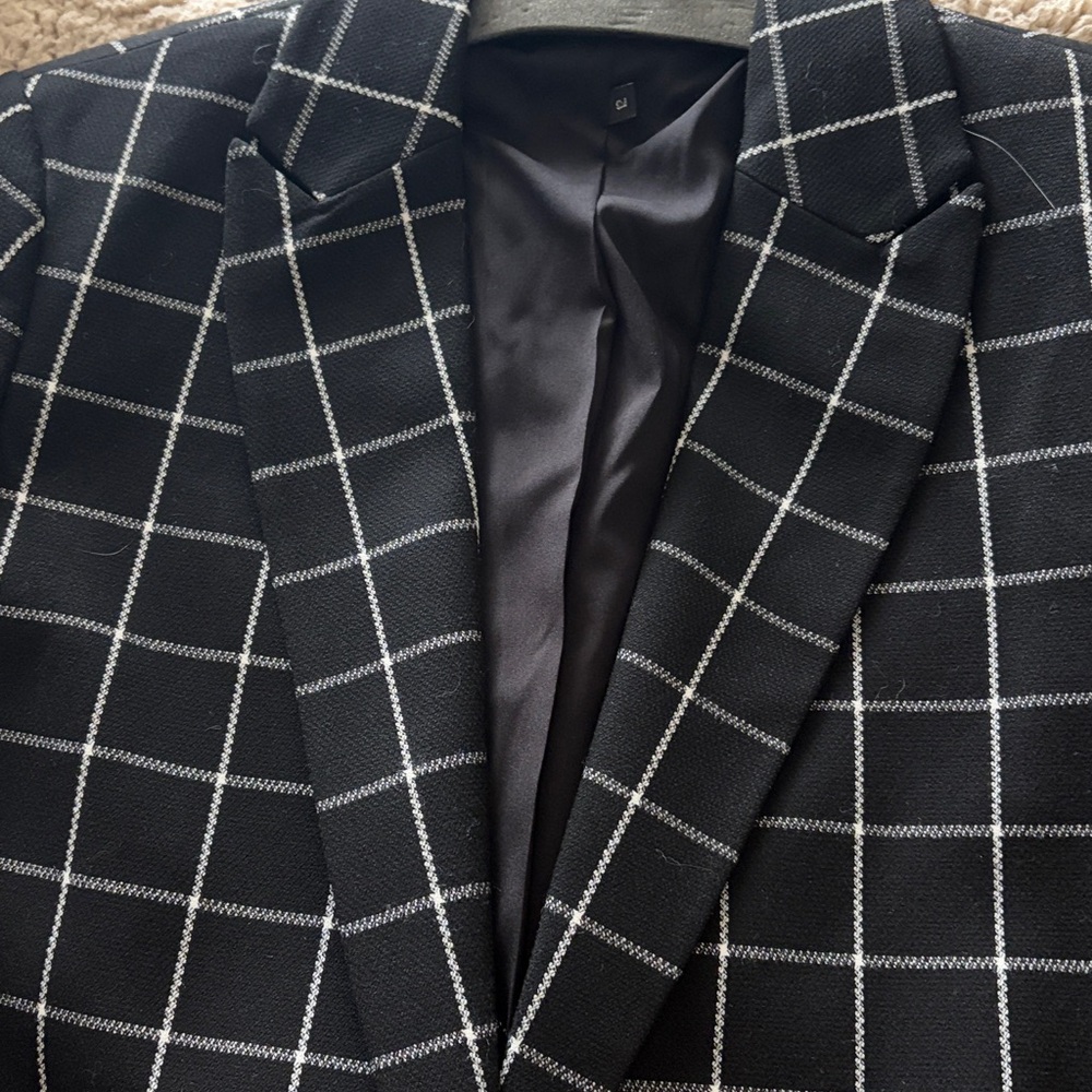 Black Checkered women’s blazer - Picture 4 of 7